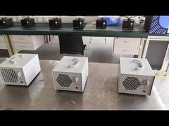 Máy ô-zôn cầm tay màu vàng Máy lọc không khí Máy khử mùi Máy khử trùng